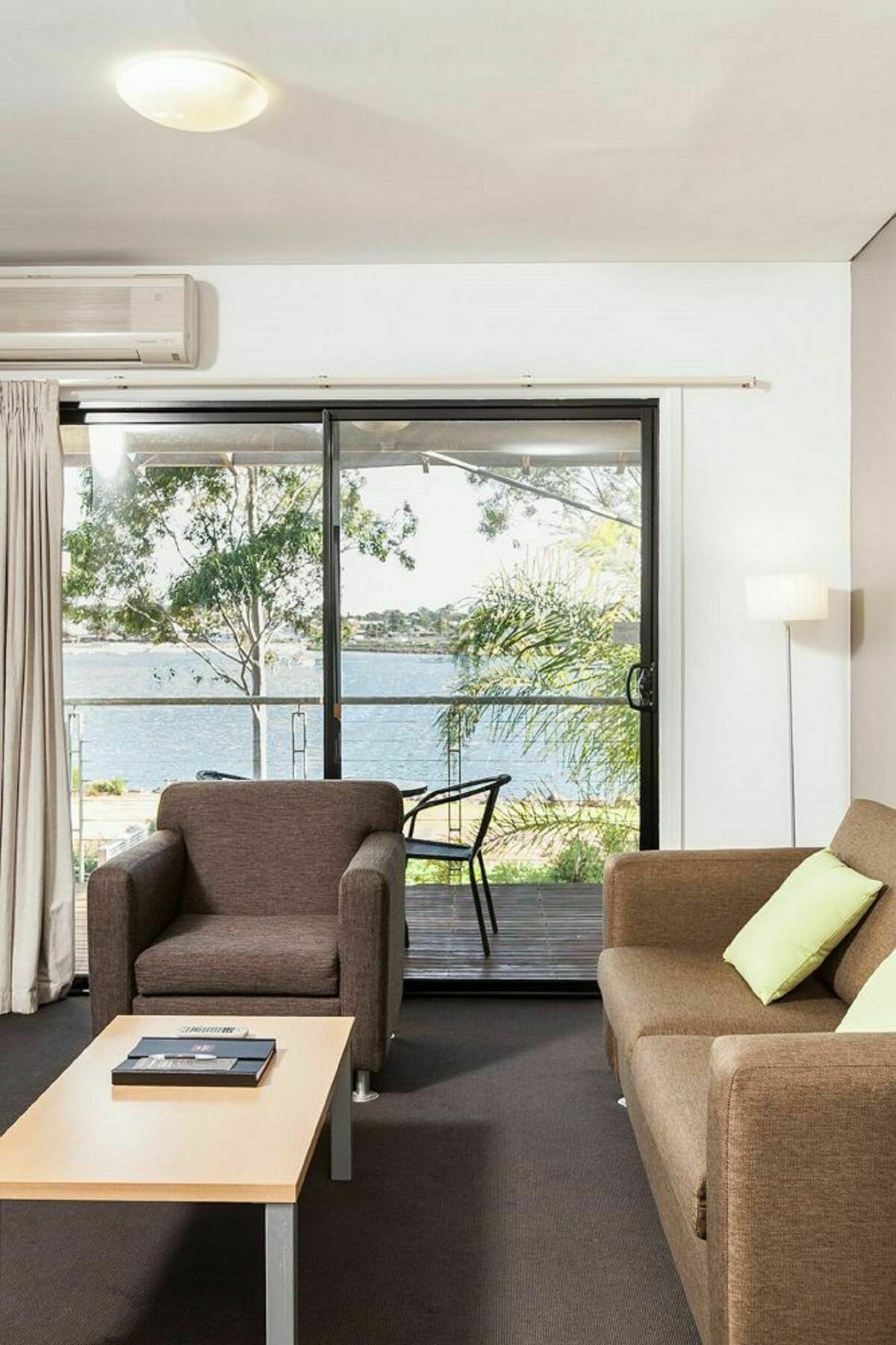 פורט אוגוסטה Majestic Oasis Apartments מראה חיצוני תמונה